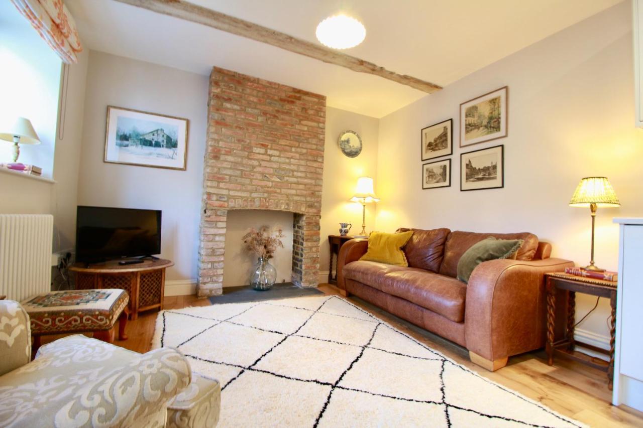 14Th Century Rose Cottage, Centre Of Alfriston By Air Premier 외부 사진